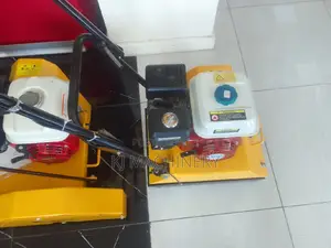 Plate Compactor Aico Powered Engine