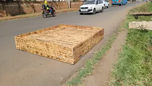 Pallet Bed- 6*6 Pallet Bed. (Q206)