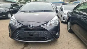 Toyota Vitz 2018 Black