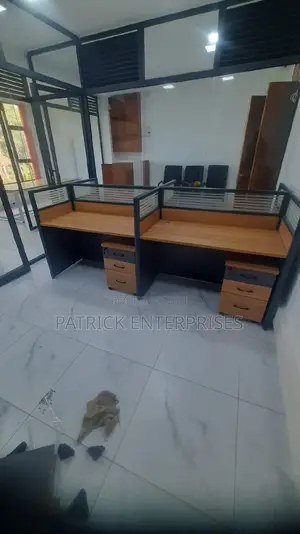Executive Imported Morden 4 Way Workstation