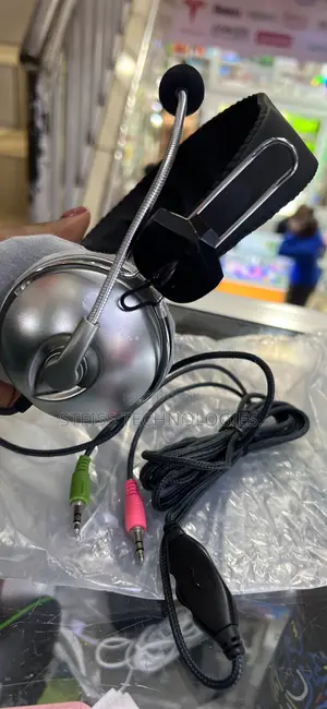 Weile Multimedia Mic Headphones
