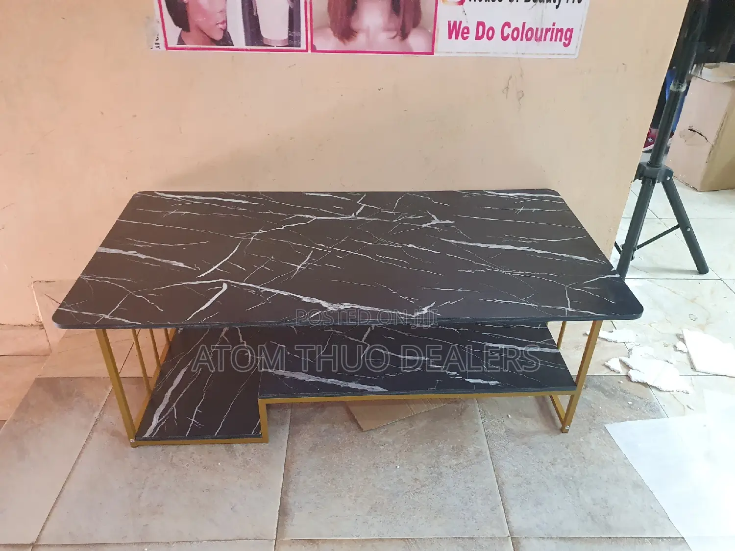 Designed Marbe Table Marble Table