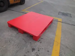 Flat Top Layer Plastic Pallets - Heavy Duty Premium