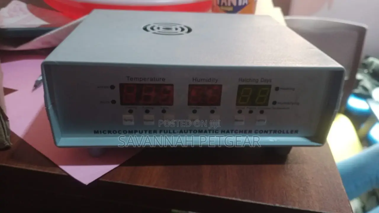 Microcomputer Digital Automatic Incubator Controller