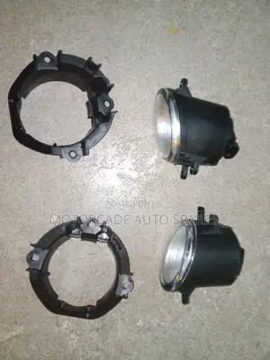 Toyota Fielder 2010 Fog Lights