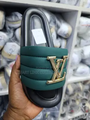 Fashion LV Slides