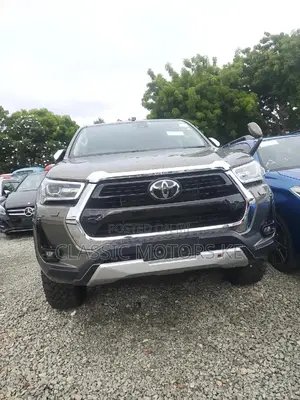Toyota Hilux 2018 Gold