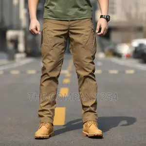 Colors 
Khaki 
Dark Brown 
Colors: Black, Green 
Sizes