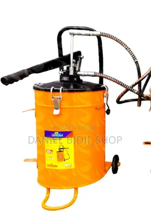 15kgs Grease Bucket With Wheels
