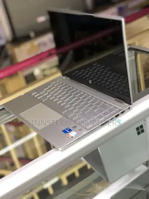 Laptop HP Pavilion X360 8GB Intel Core I5 SSD 256GB