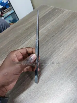 Dissecting Forceps Large.