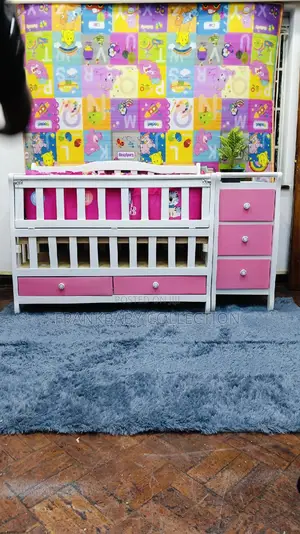 Baby Cot/Baby Bed/Baby Crib