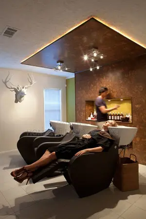 Modern Nail Spa Salon Beauty Parlour Design
