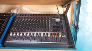 Max PSR 12002 USB 12 Channel Powered Mixer