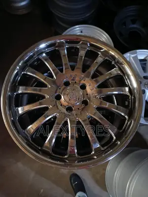 Size 18 Inches Crown Alloy Rims Set