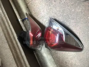 Toyota Ractis 2015 Taillight