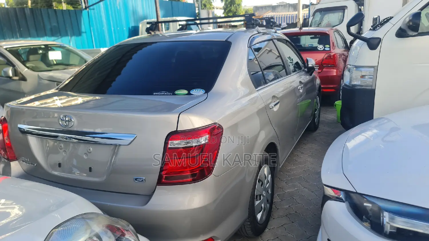 Toyota Axio 2017 Gold