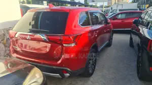 Mitsubishi Outlander 2017 Red