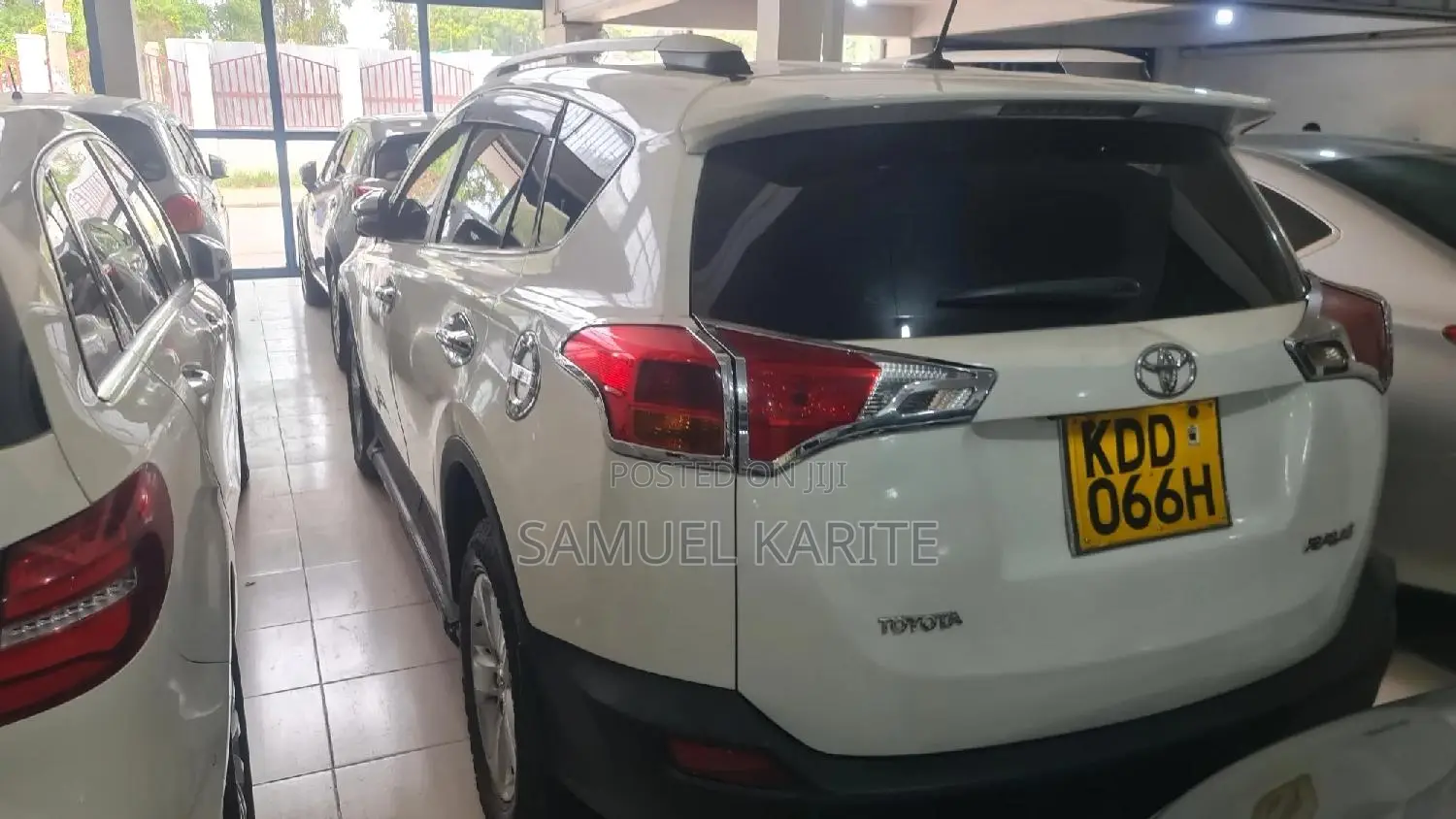 Toyota RAV4 2015 White