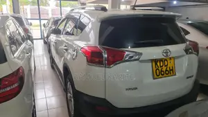 Toyota RAV4 2015 White