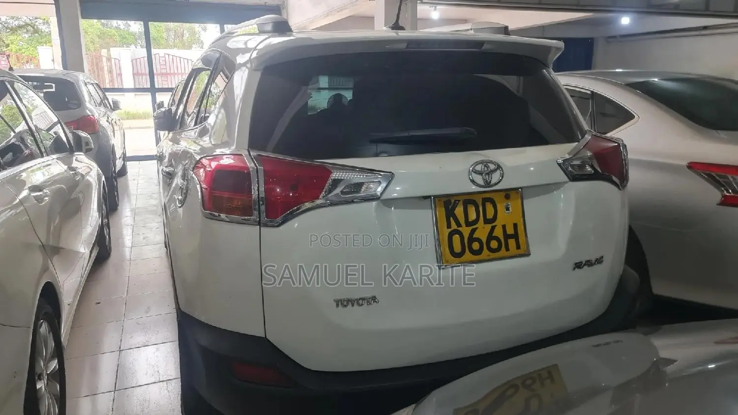 Toyota RAV4 2015 White