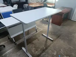 Adjustable Height Table Adjustable Height Table