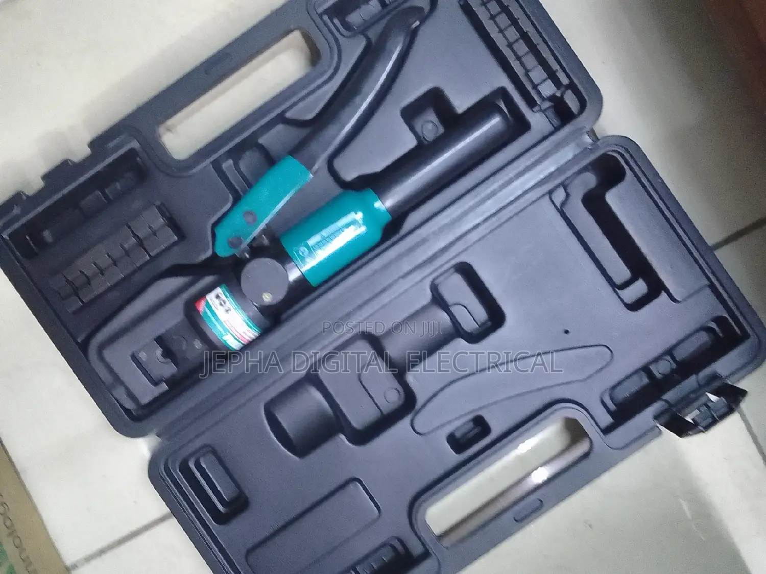 Total Hydraulic Crimping Tool