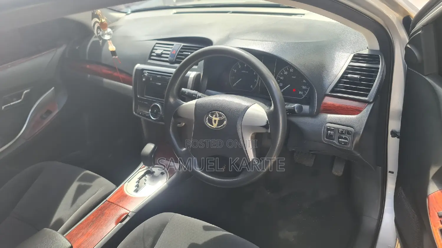 Toyota Allion 2012 Silver