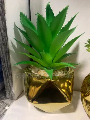 Decorative Table Top Artificial Plants