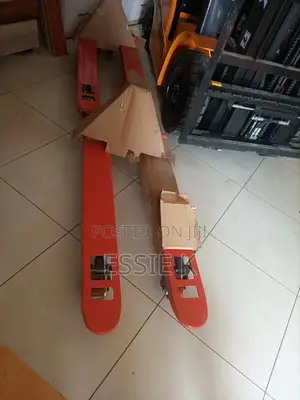 3000kgs Hydraulic Hand Pallet Truck