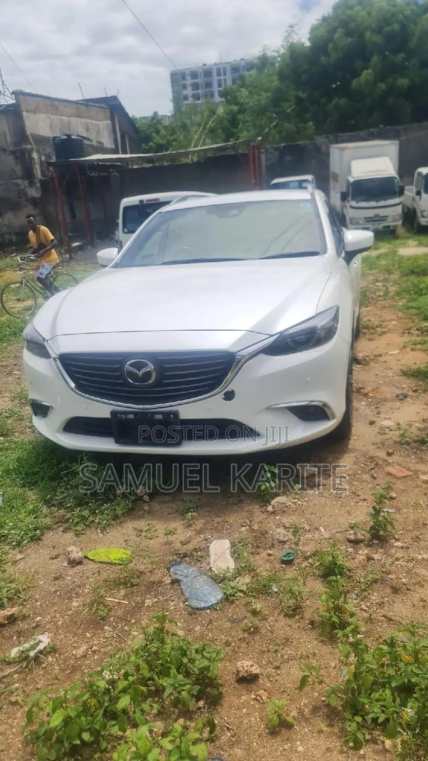 Mazda Atenza 2017 White