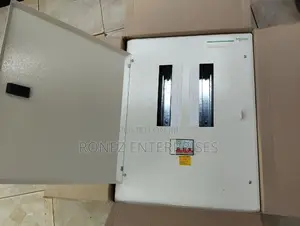 Schneider Distribution Board 8 Way