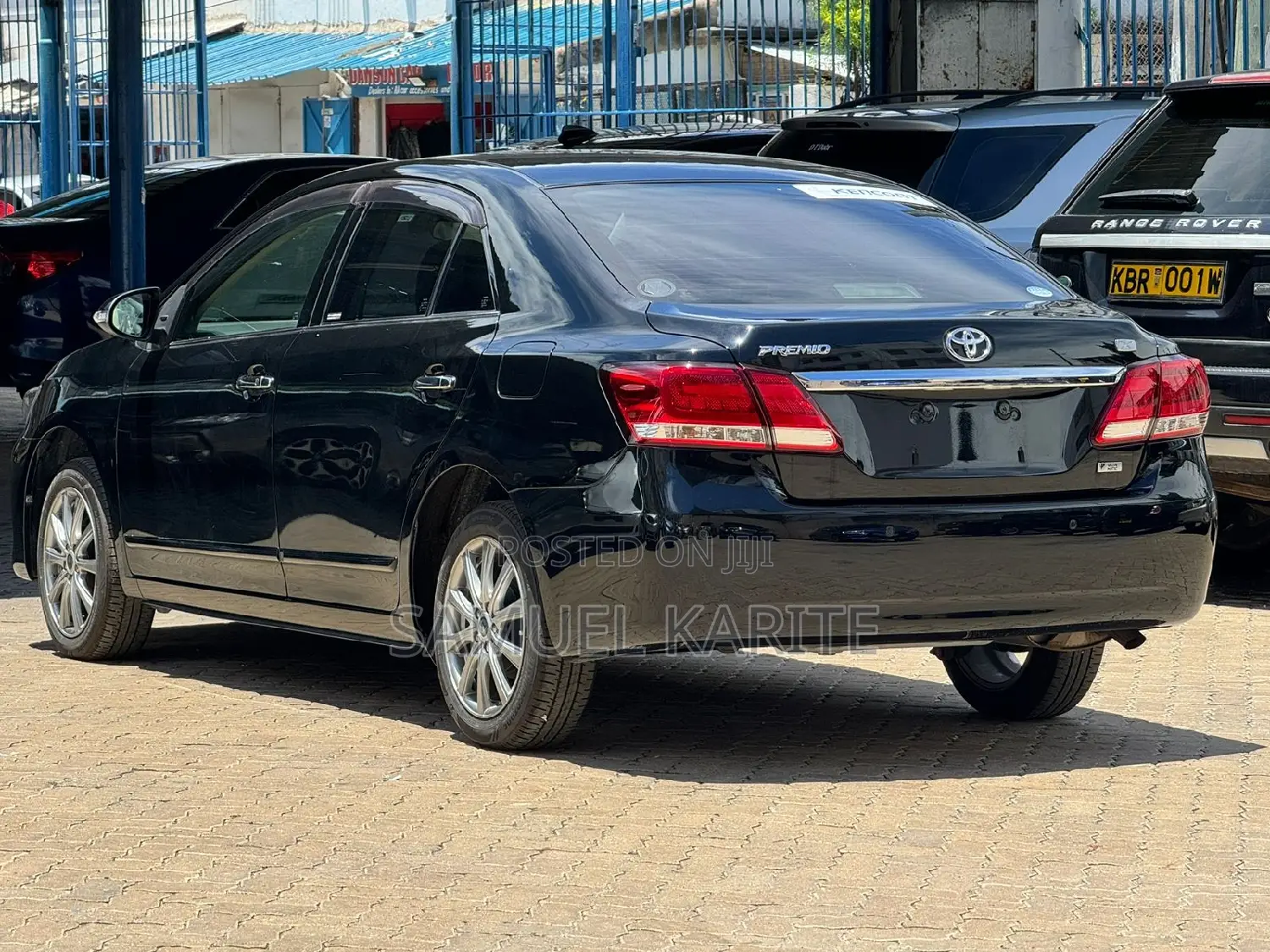 Toyota Premio 2017 Black