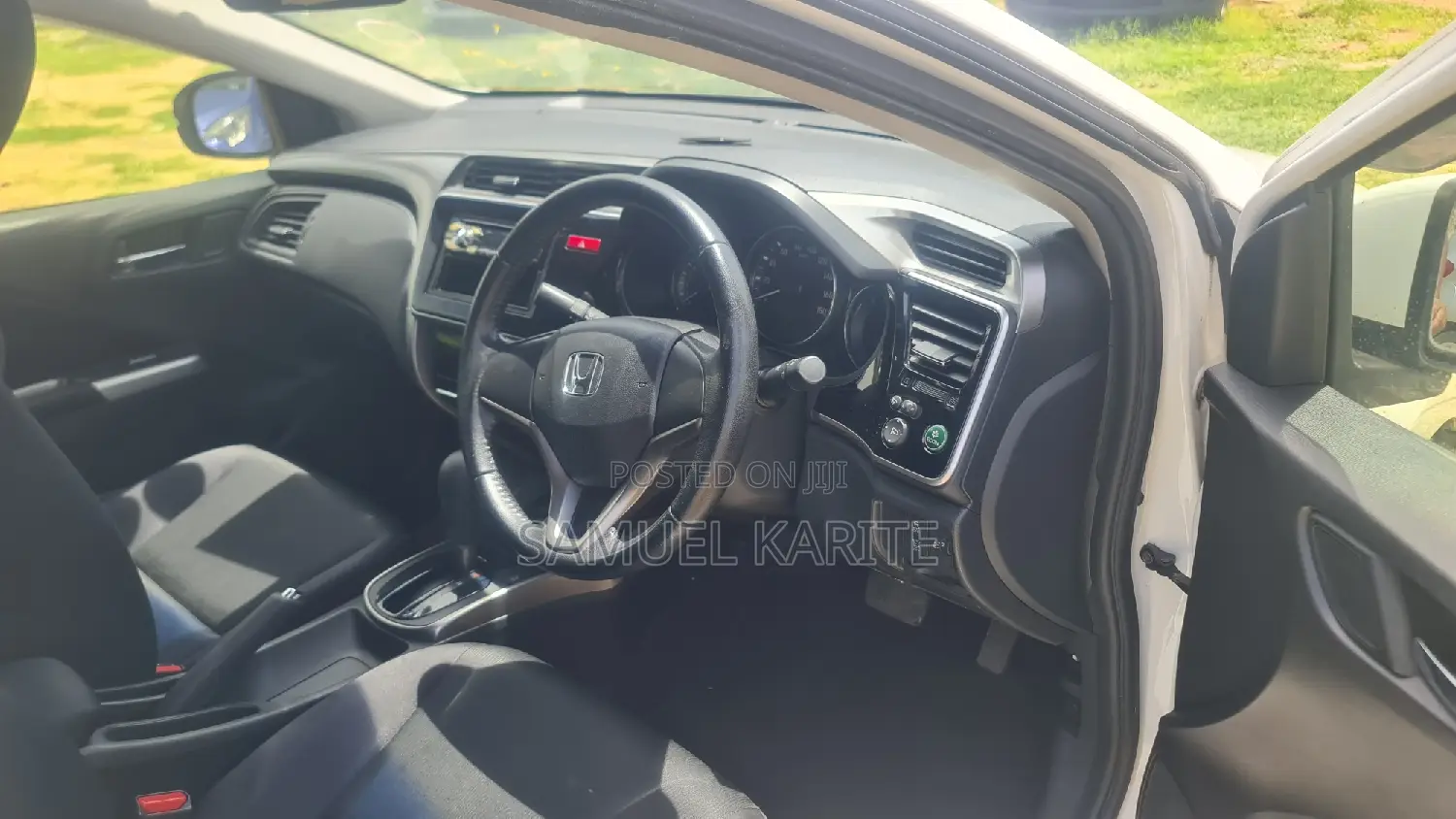 Honda Grace 2017 White