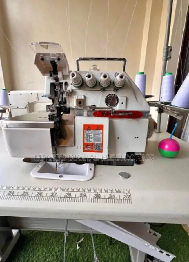 Siruba Super Overclock Sewing Machine