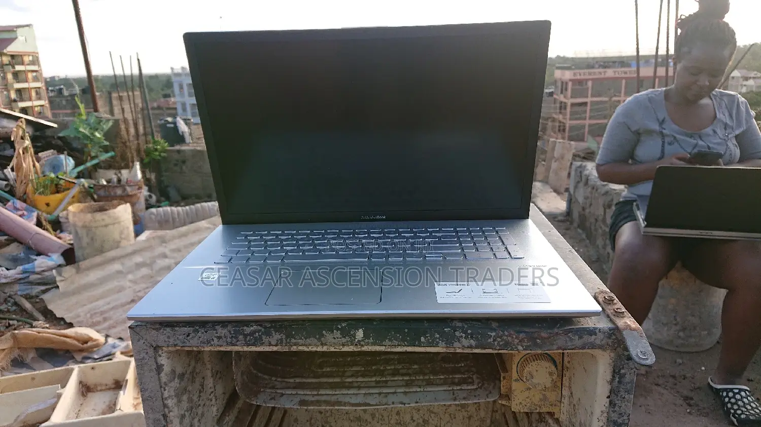 Laptop Asus X71A 8GB Intel Core i3 HDD 1T