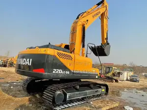 Excuvator for Hire With Breaker