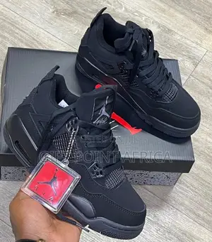 Air Jordan 4 Black Cat Unisex Sneakers