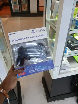 Dualshock 4 Wireless Controller Playstation 4 Controller!!