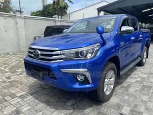Toyota Hilux 2019 Blue