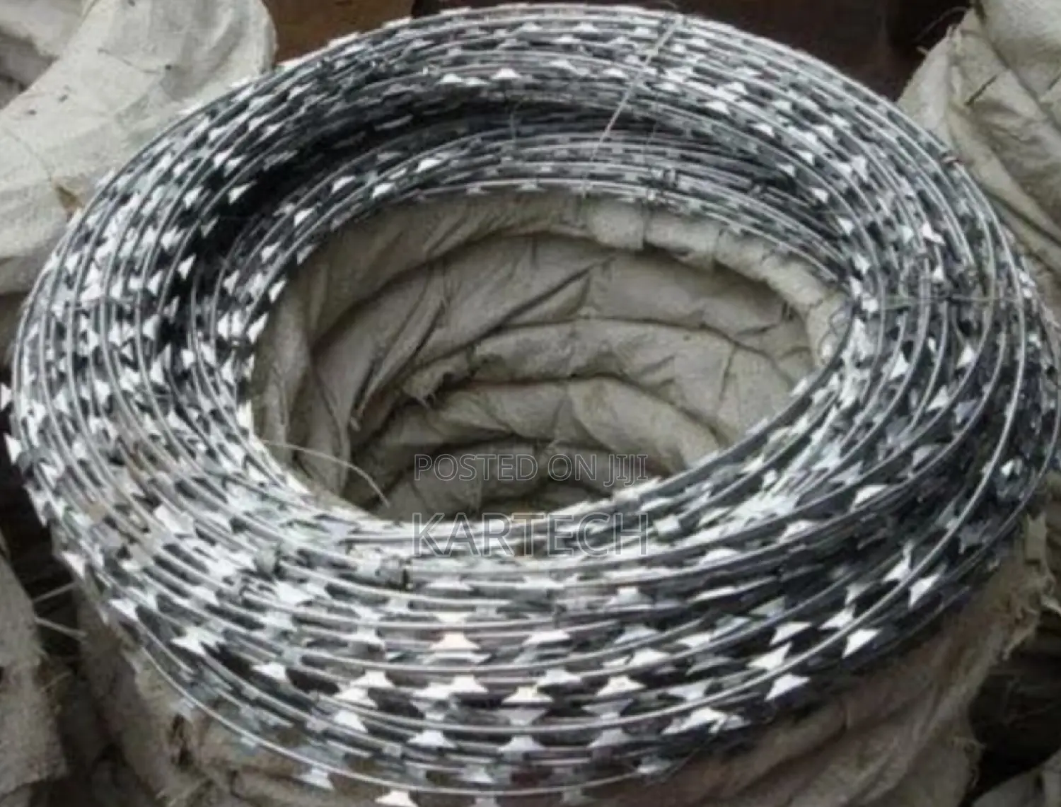 High Security 10m Galvanized Razor Wire 450 Mm