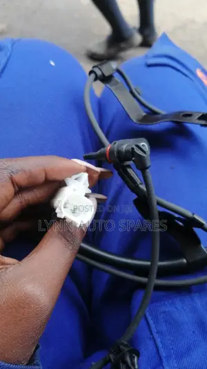 Toyota Hilux Revo Complete Abs Sensor