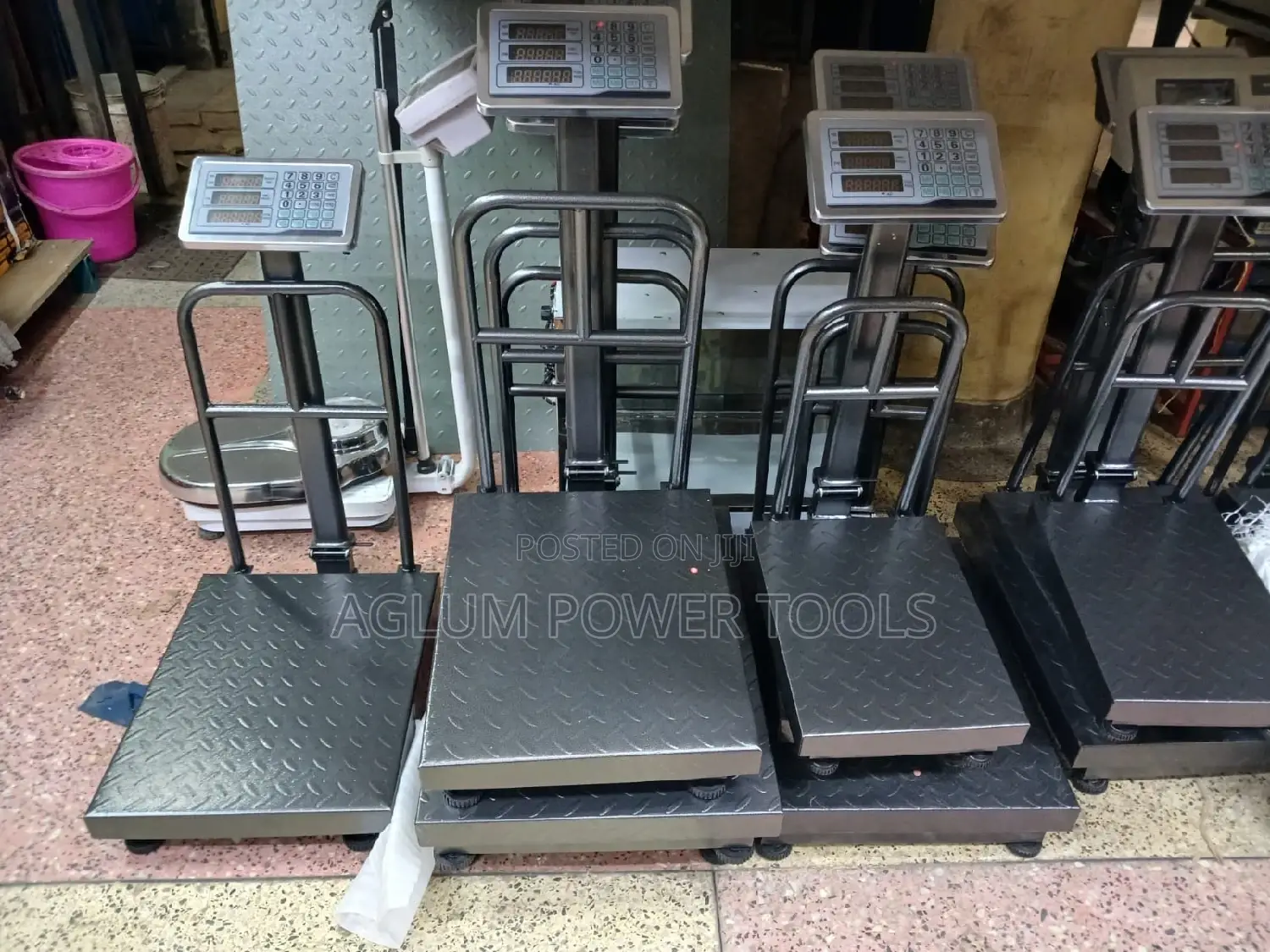 Platform Scale Various Size