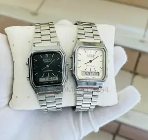 Casio Dualtime
Analogue and Digital Display