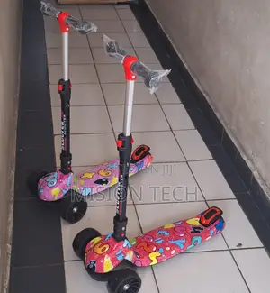 Kids Adjustable Scooter With Music and Led Lights