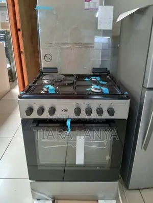 Von Hotpoint 3 Gas+1 Electric, 60cm by 69cm, Cooker