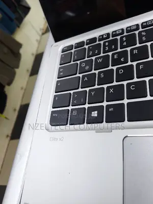 Laptop HP Pro X2 612 G2 8GB Intel Core I5 SSD 256GB