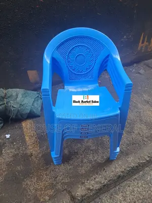 Blue Kenpoly Plastic Chairs With Arms