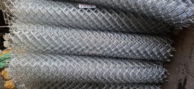 Chainlink Wire Mesh(Twisted-End)-11gauge(80×80mm) - main view