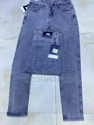 High Quality Jeans
Sizes:30-40
Price: KSH 2,000